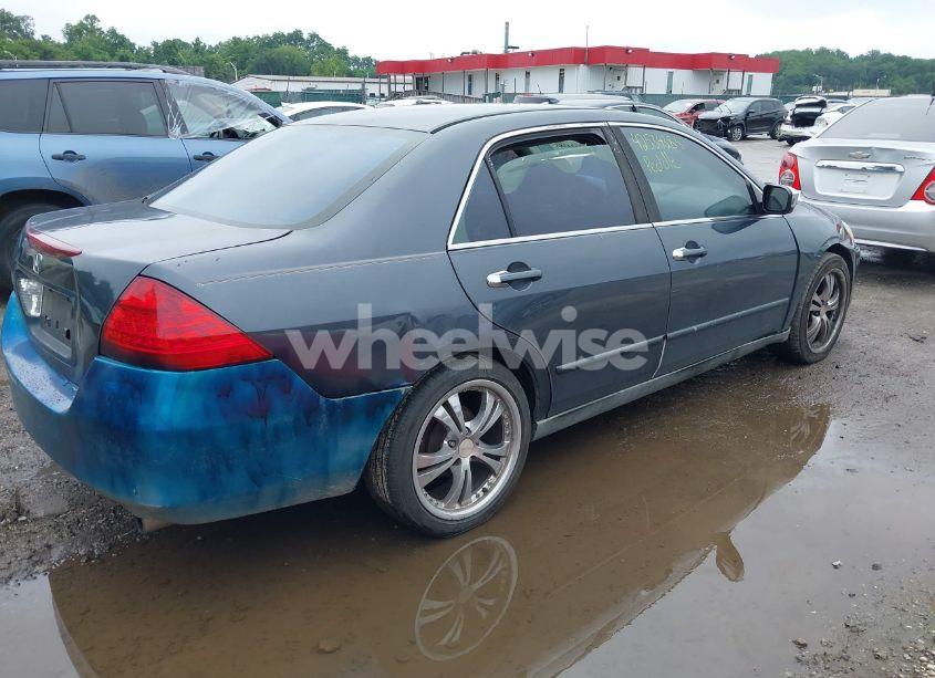 Photo 4 of 2007 Honda Accord 2.4 LX (VIN 1HGCM56497A116201)