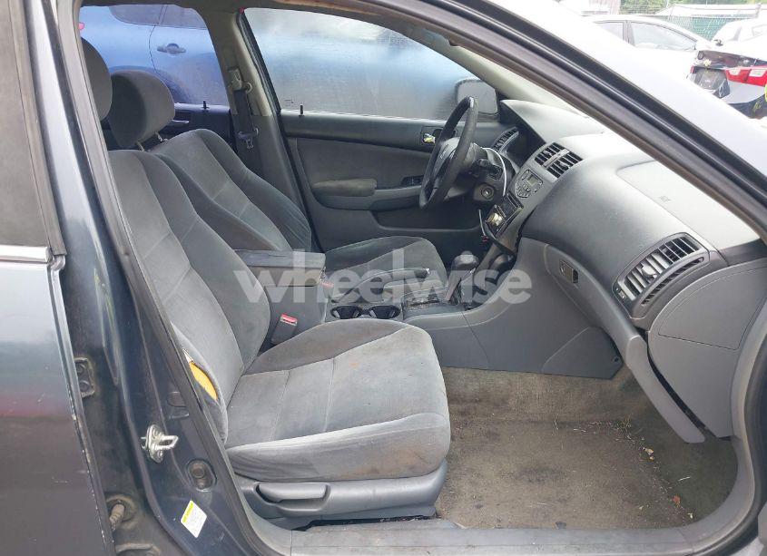 Photo 5 of 2007 Honda Accord 2.4 LX (VIN 1HGCM56497A116201)