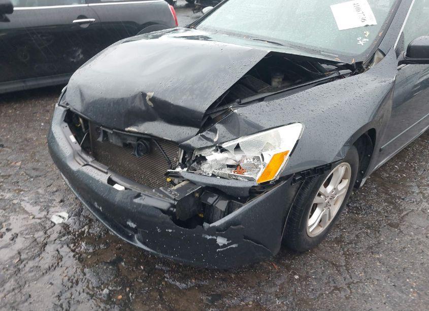 Photo 6 of 2005 Honda Accord 2.4 LX (VIN 1HGCM564X5A151696)