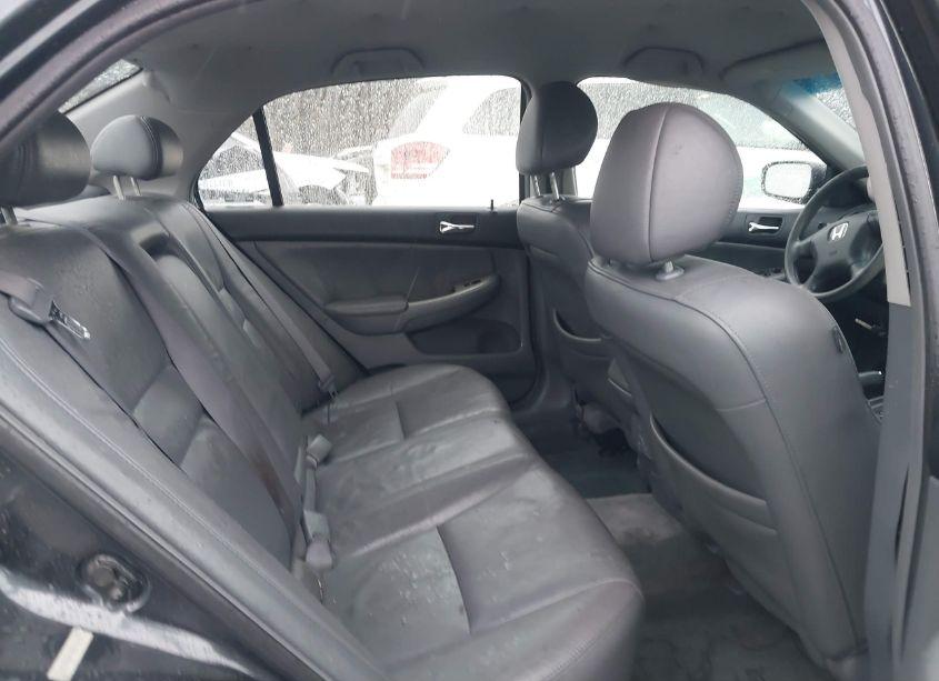 Photo 8 of 2005 Honda Accord 2.4 LX (VIN 1HGCM564X5A151696)