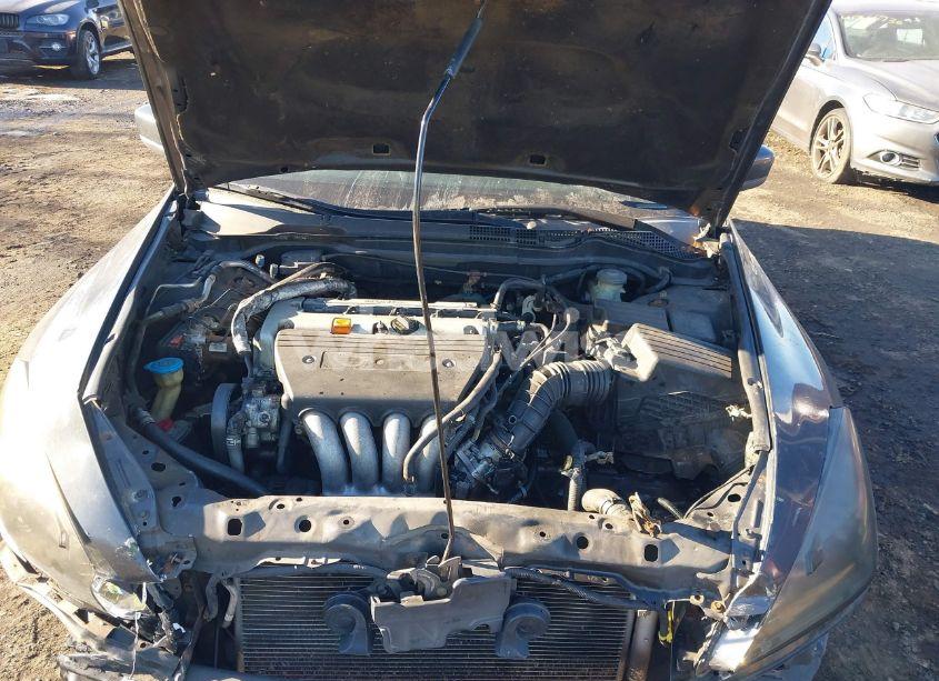 Photo 10 of 2005 Honda Accord 2.4 LX (VIN 1HGCM564X5A155506)