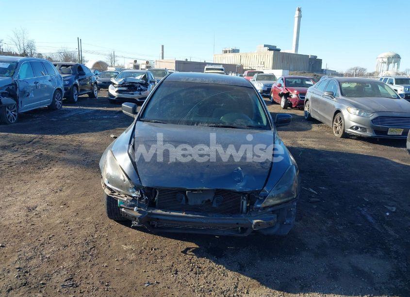 Photo 6 of 2005 Honda Accord 2.4 LX (VIN 1HGCM564X5A155506)