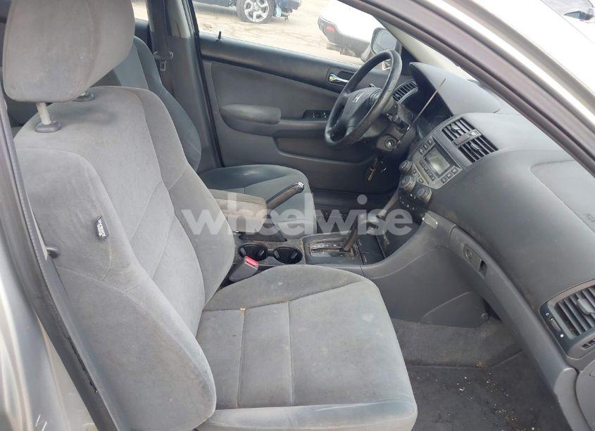 Photo 5 of 2006 Honda Accord 2.4 LX (VIN 1HGCM564X6A078413)