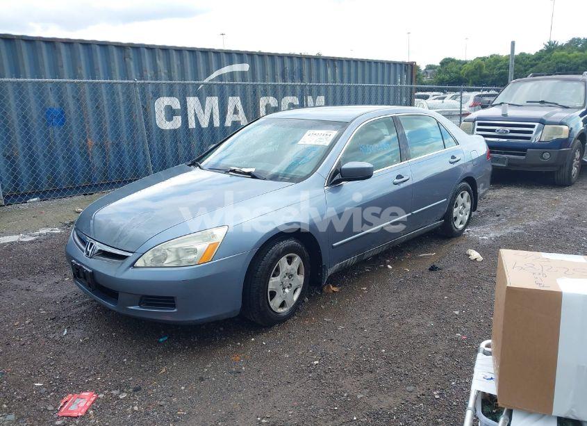 Photo 2 of 2007 Honda Accord 2.4 LX (VIN 1HGCM564X7A085945)