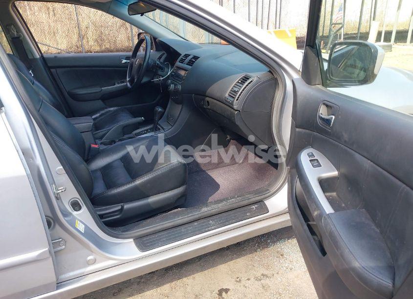 Photo 5 of 2003 Honda Accord 2.4 EX (VIN 1HGCM56603A057826)