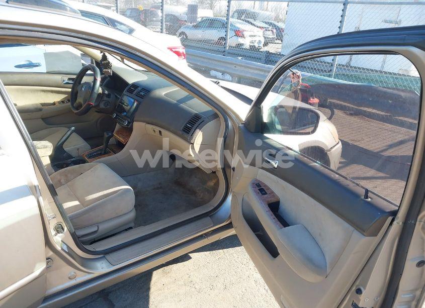 Photo 5 of 2004 Honda Accord 2.4 EX (VIN 1HGCM56604A135197)
