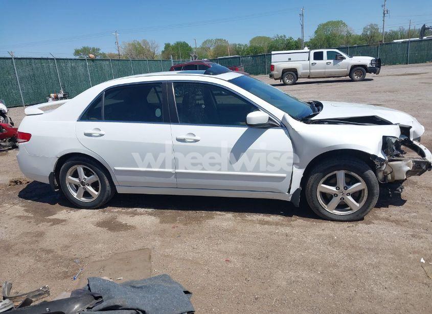 Photo 14 of 2003 Honda Accord 2.4 EX (VIN 1HGCM56613A092830)