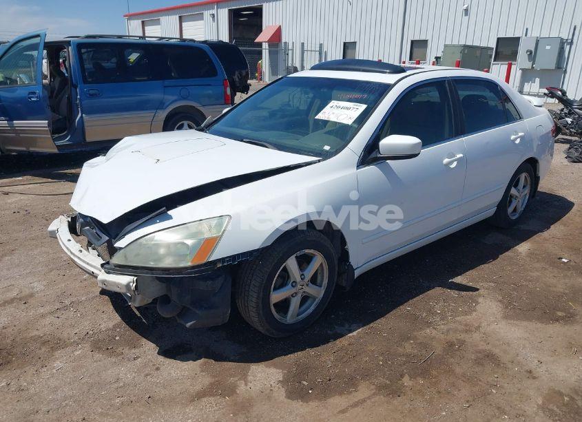 Photo 2 of 2003 Honda Accord 2.4 EX (VIN 1HGCM56613A092830)