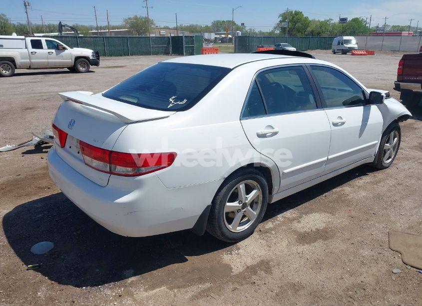 Photo 4 of 2003 Honda Accord 2.4 EX (VIN 1HGCM56613A092830)