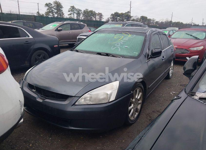 Photo 2 of 2003 Honda Accord 2.4 EX (VIN 1HGCM56633A085149)