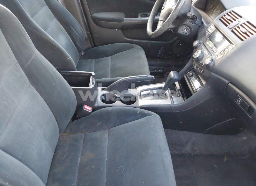 Photo 5 of 2004 Honda Accord 2.4 EX (VIN 1HGCM56634A113727)