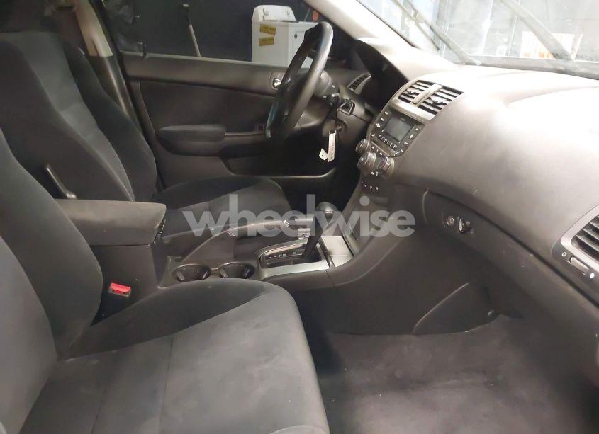 Photo 5 of 2003 Honda Accord 2.4 EX (VIN 1HGCM56643A007270)