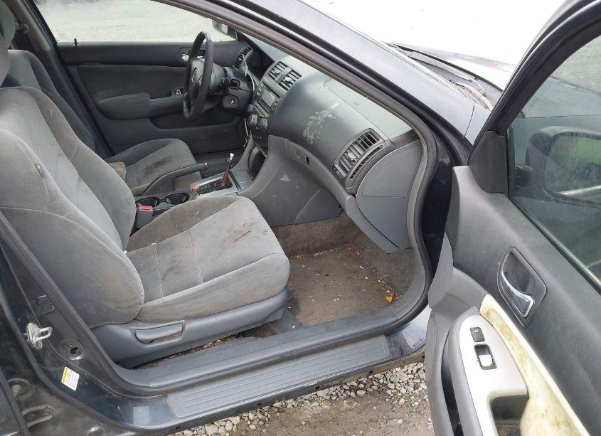 Photo 5 of 2003 Honda Accord 2.4 EX (VIN 1HGCM56643A071941)