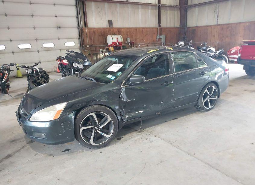 Photo 2 of 2003 Honda Accord 2.4 EX (VIN 1HGCM56653A135825)