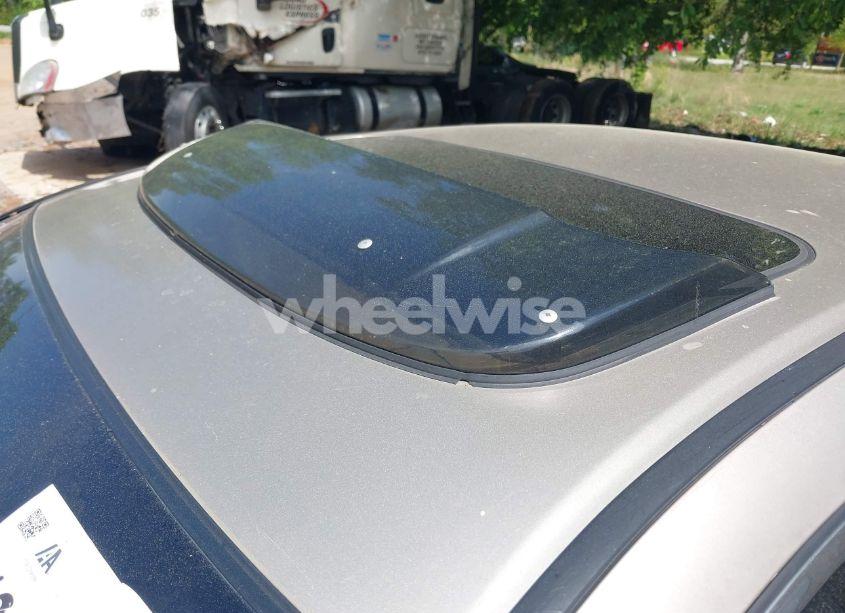 Photo 13 of 2003 Honda Accord 2.4 EX (VIN 1HGCM56663A022594)