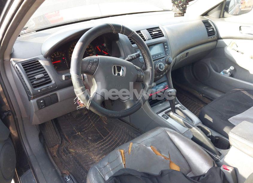 Photo 13 of 2003 Honda Accord 2.4 EX (VIN 1HGCM56663A078132)