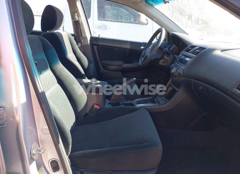 Photo 5 of 2004 Honda Accord 2.4 EX (VIN 1HGCM56664A032267)
