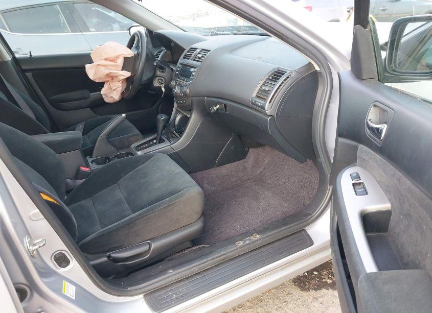Photo 5 of 2004 Honda Accord 2.4 EX (VIN 1HGCM56664A060683)