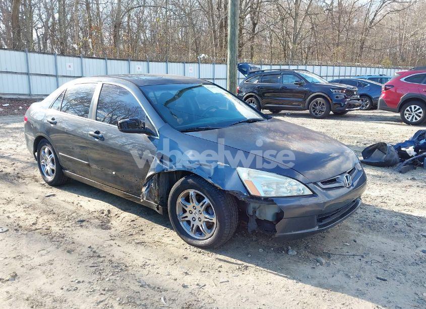 2003 Honda Accord 2.4 EX (VIN 1HGCM56683A083025) main photo
