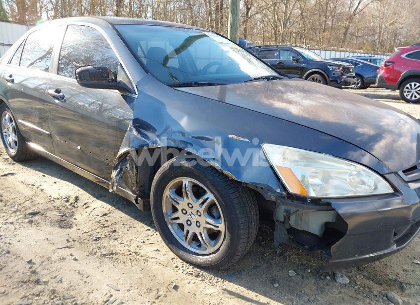 Photo 6 of 2003 Honda Accord 2.4 EX (VIN 1HGCM56683A083025)