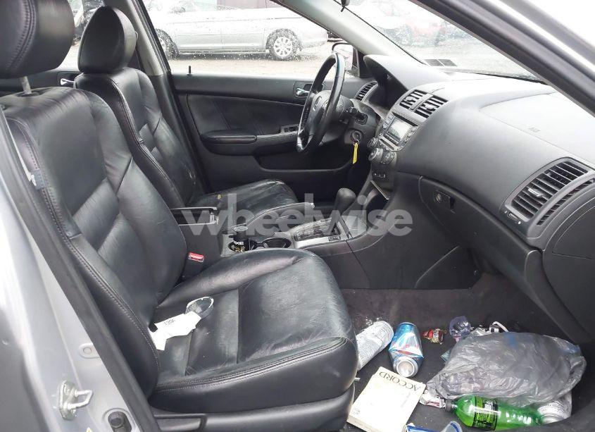 Photo 5 of 2003 Honda Accord 2.4 EX (VIN 1HGCM56683A101202)