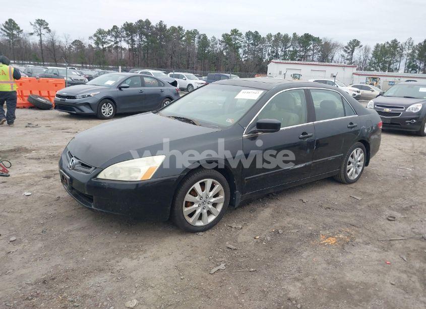Photo 2 of 2004 Honda Accord 2.4 EX (VIN 1HGCM56684A012361)