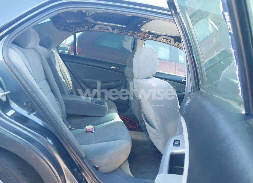 Photo 8 of 2004 Honda Accord 2.4 EX (VIN 1HGCM56684A098366)