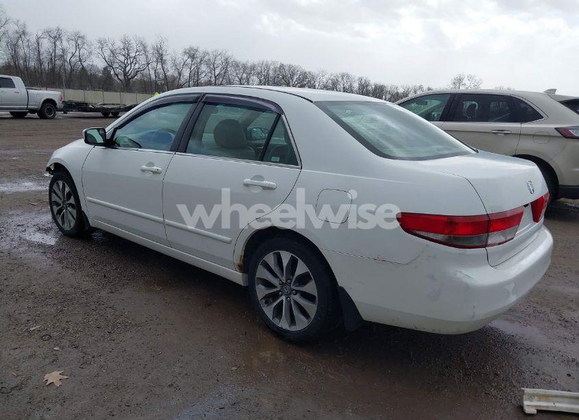 Photo 3 of 2003 Honda Accord 2.4 EX (VIN 1HGCM56693A052172)