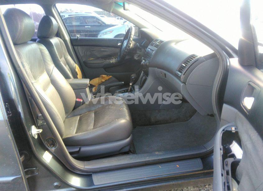 Photo 5 of 2003 Honda Accord 2.4 EX (VIN 1HGCM566X3A122701)