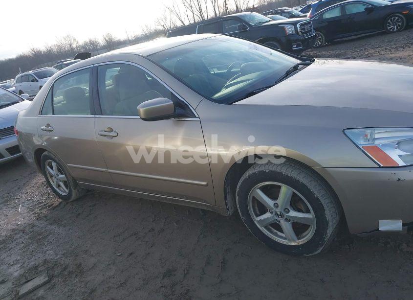Photo 13 of 2003 Honda Accord 2.4 EX (VIN 1HGCM566X3A136162)