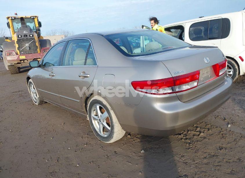 Photo 3 of 2003 Honda Accord 2.4 EX (VIN 1HGCM566X3A136162)