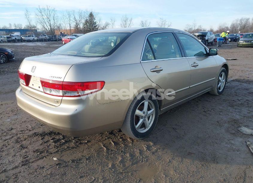 Photo 4 of 2003 Honda Accord 2.4 EX (VIN 1HGCM566X3A136162)