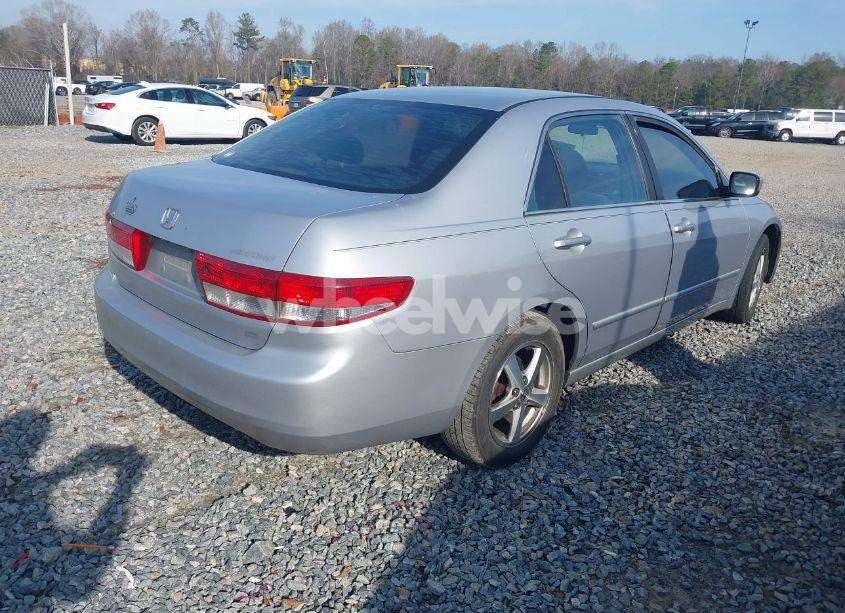 Photo 4 of 2004 Honda Accord 2.4 EX (VIN 1HGCM566X4A130833)