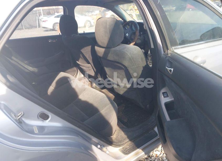 Photo 8 of 2004 Honda Accord 2.4 EX (VIN 1HGCM566X4A130833)
