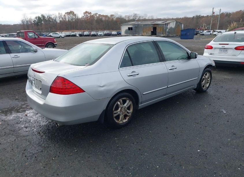 Photo 4 of 2006 Honda Accord 2.4 EX (VIN 1HGCM56706A046547)