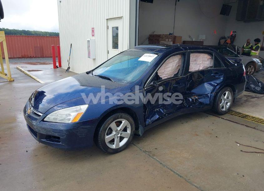 Photo 2 of 2006 Honda Accord 2.4 EX (VIN 1HGCM56706A082013)