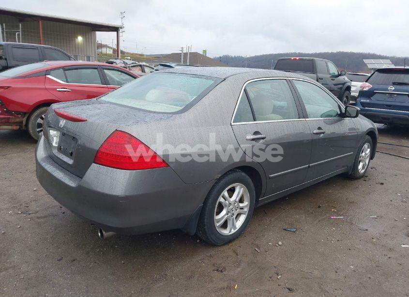 Photo 4 of 2006 Honda Accord 2.4 EX (VIN 1HGCM56706A151749)