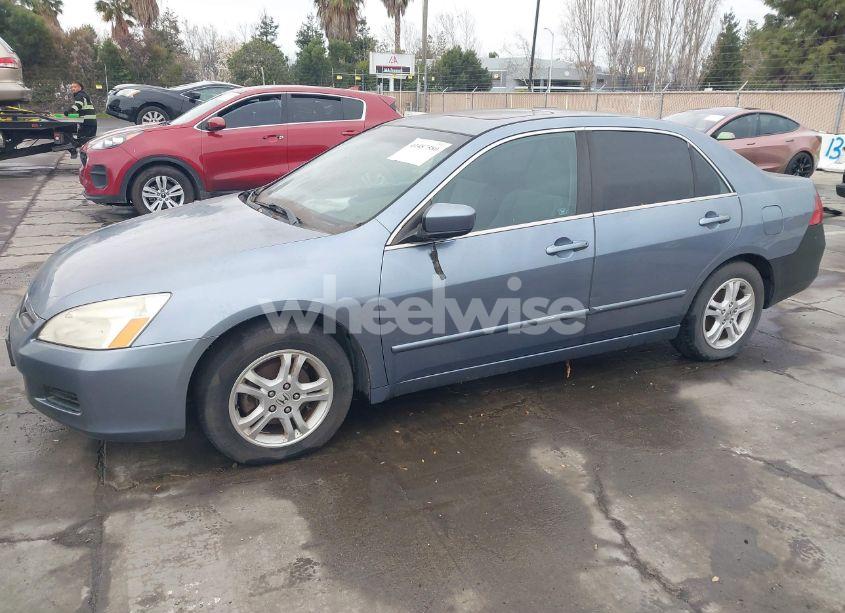 Photo 2 of 2007 Honda Accord 2.4 EX (VIN 1HGCM56707A052642)