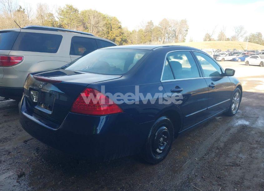 Photo 4 of 2007 Honda Accord 2.4 EX (VIN 1HGCM56707A056707)