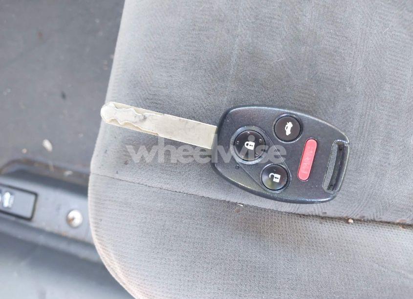 Photo 11 of 2007 Honda Accord 2.4 EX (VIN 1HGCM56707A064418)