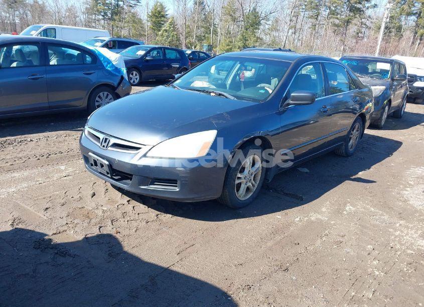 Photo 2 of 2007 Honda Accord 2.4 EX (VIN 1HGCM56707A064418)