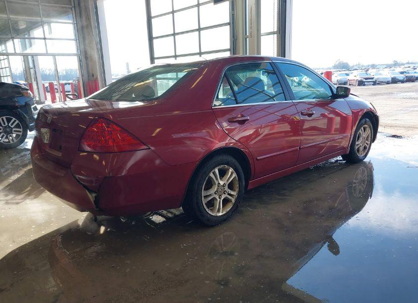 Photo 4 of 2007 Honda Accord 2.4 EX (VIN 1HGCM56707A148545)