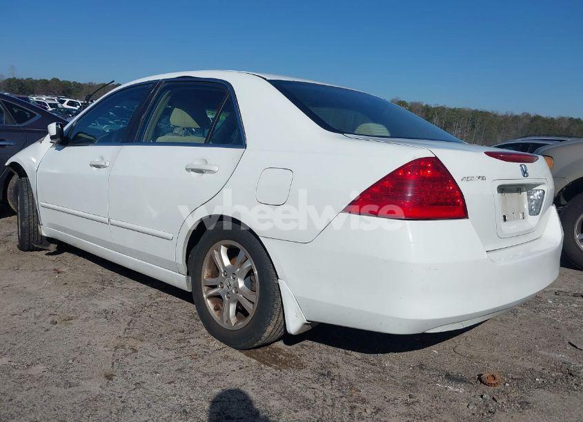 Photo 3 of 2007 Honda Accord 2.4 EX (VIN 1HGCM56707A164373)