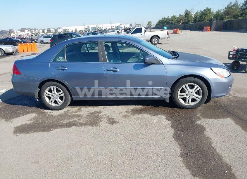 Photo 13 of 2007 Honda Accord 2.4 EX (VIN 1HGCM56707A203852)