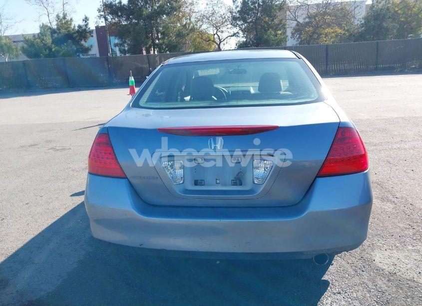 Photo 16 of 2007 Honda Accord 2.4 EX (VIN 1HGCM56707A203852)