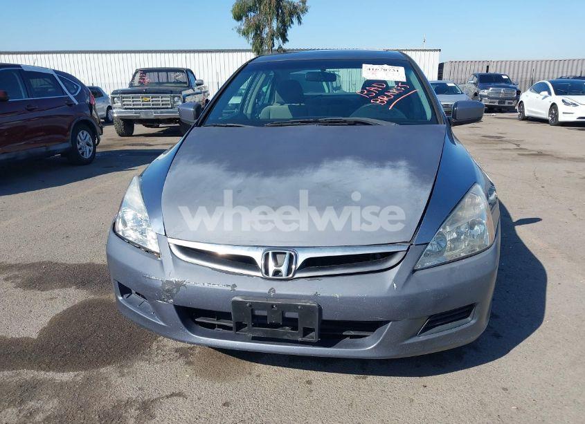 Photo 6 of 2007 Honda Accord 2.4 EX (VIN 1HGCM56707A203852)