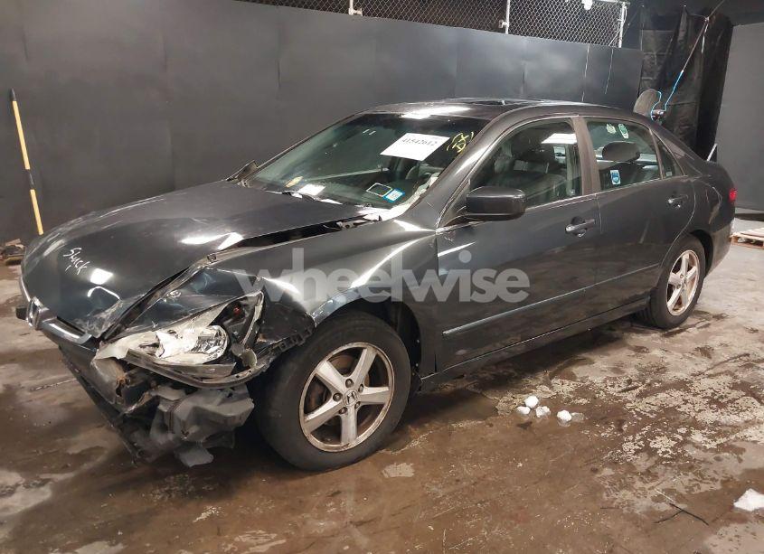 Photo 2 of 2005 Honda Accord 2.4 EX (VIN 1HGCM56715A029948)