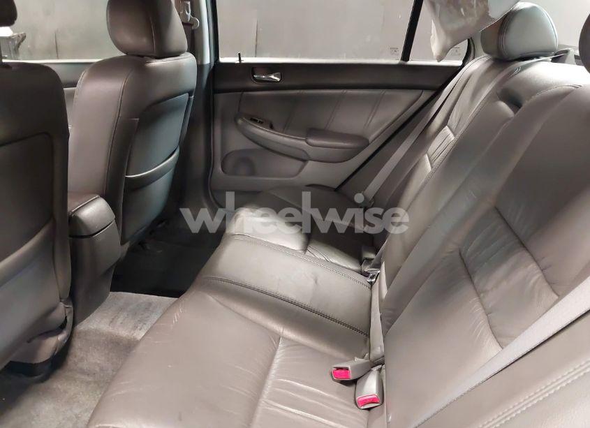 Photo 8 of 2005 Honda Accord 2.4 EX (VIN 1HGCM56715A029948)