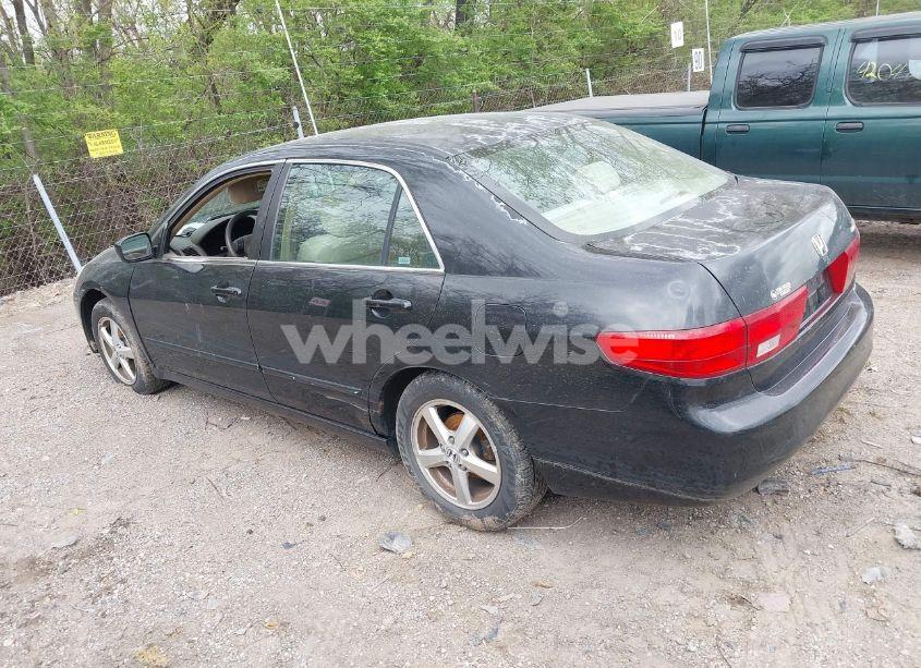 Photo 3 of 2005 Honda Accord 2.4 EX (VIN 1HGCM56715A161334)