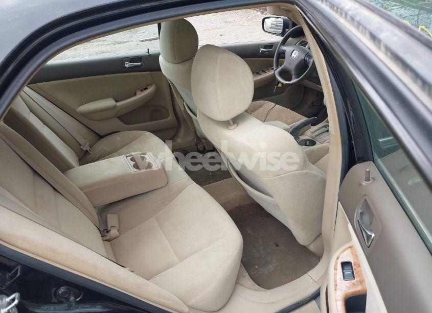 Photo 8 of 2005 Honda Accord 2.4 EX (VIN 1HGCM56715A161334)